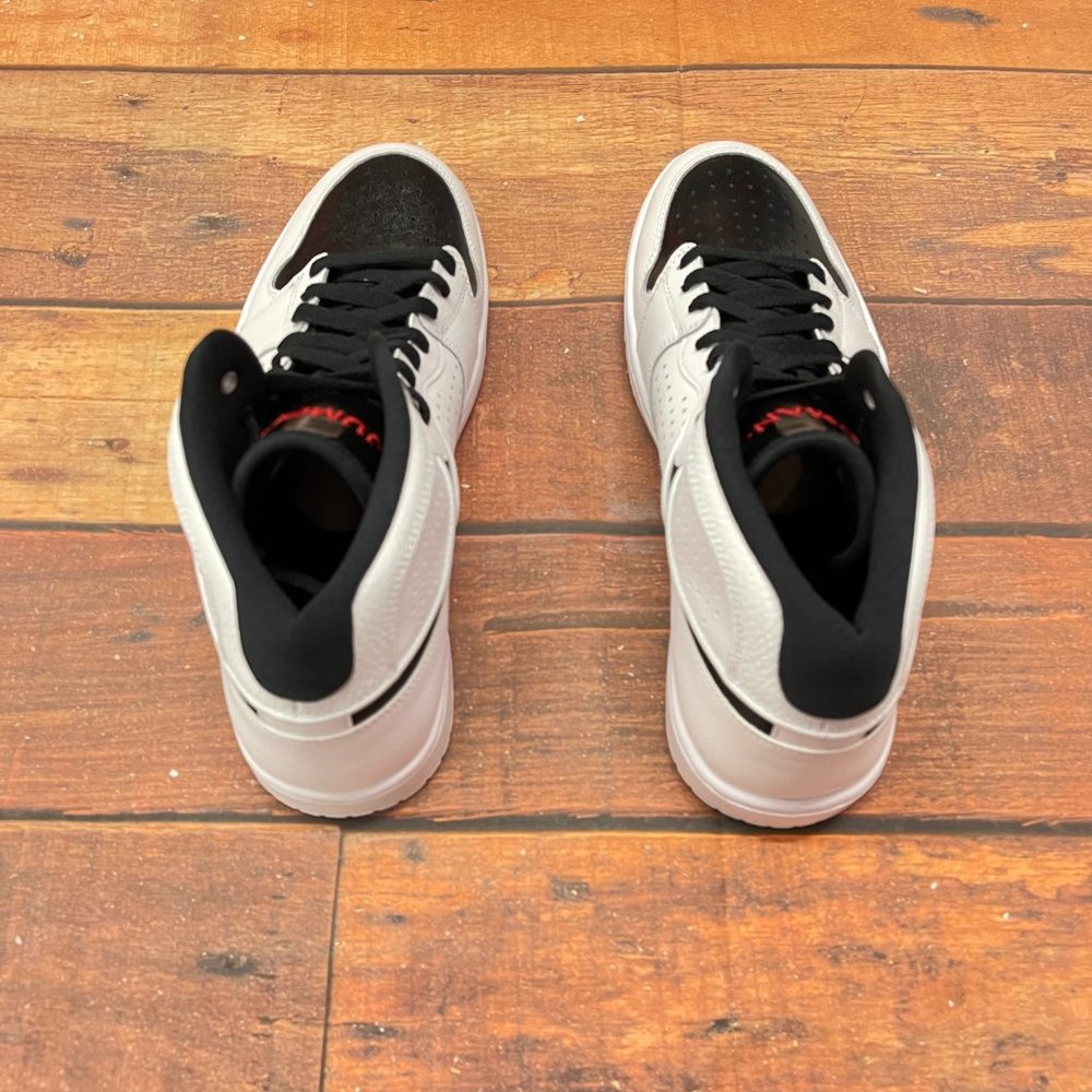 Jordan Men's Access White/Black Basketball Shoes - Picture 4 of 6